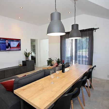 Apartman Gajka Supetar Zewnętrze zdjęcie