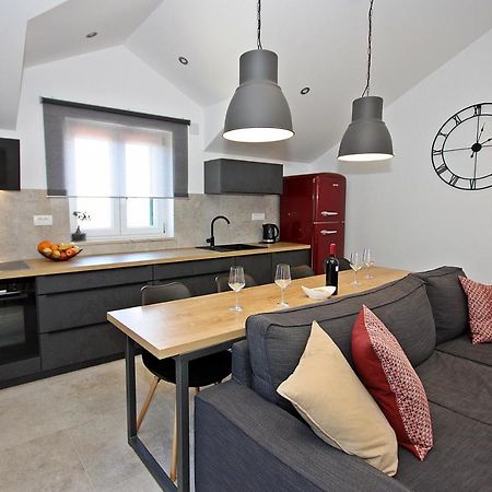 Apartman Gajka Supetar Zewnętrze zdjęcie