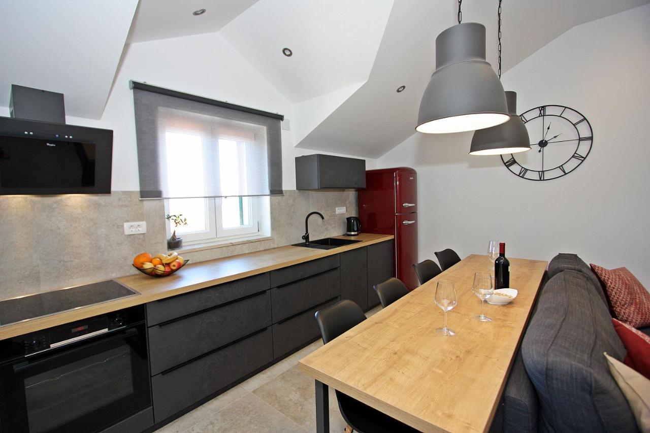 Apartman Gajka Supetar Zewnętrze zdjęcie