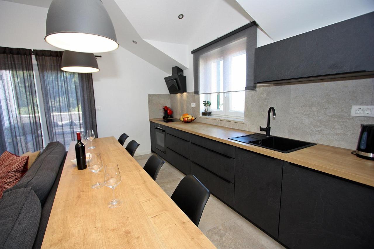 Apartman Gajka Supetar Zewnętrze zdjęcie